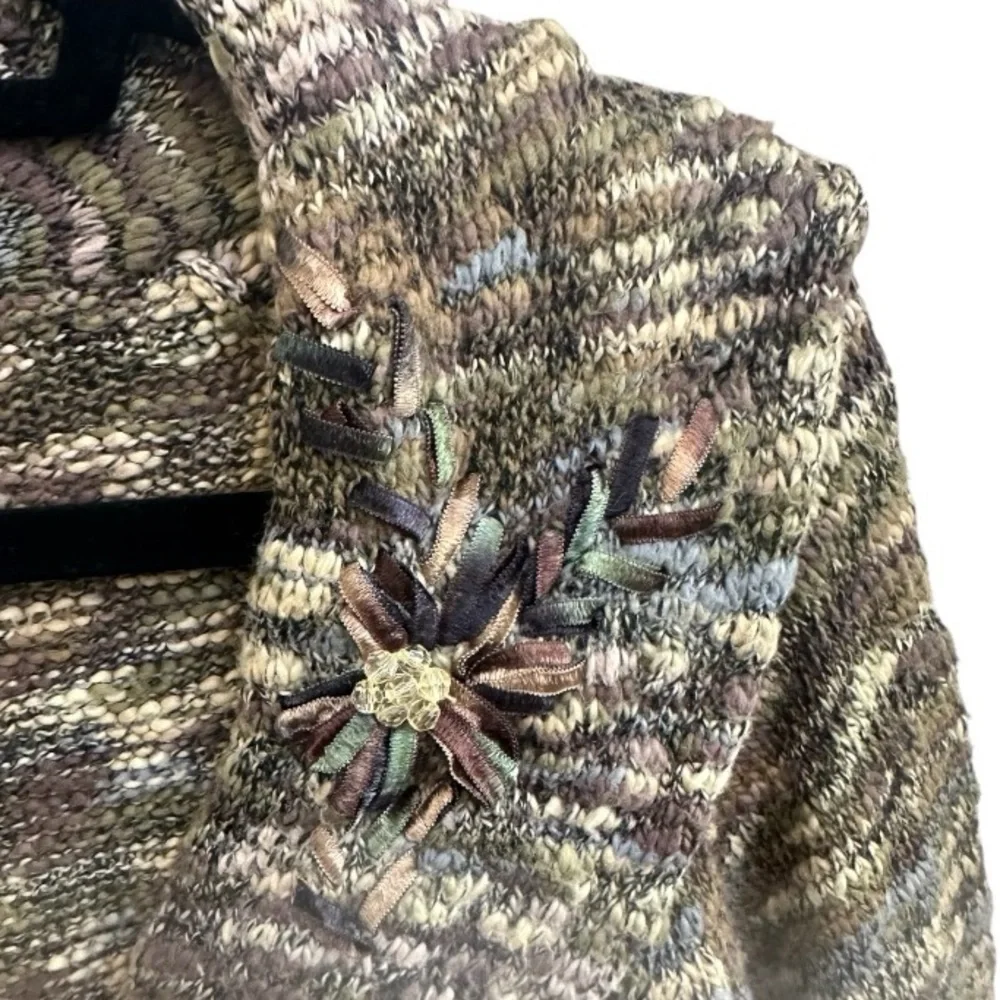 Coldwater Creek Knit Cardigan Sweater with Floral Appliqué in women’s Large - Picture 5 of 9